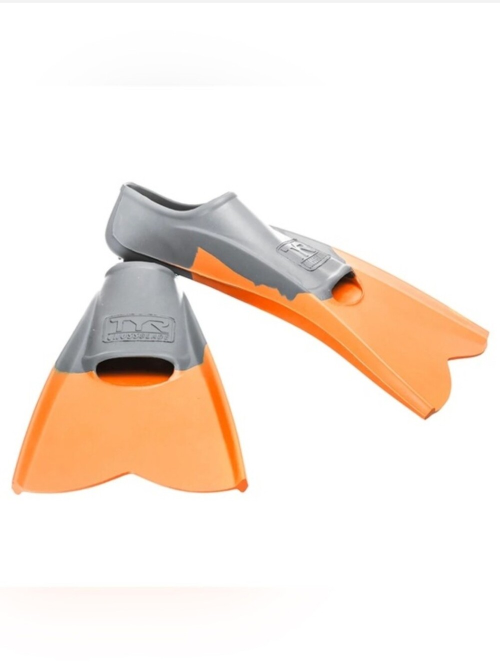 TYR Cross Blade Training Fin 1.0 Orange Men’s Shoe 3-5; Women’s Shoe 4.5-6.5